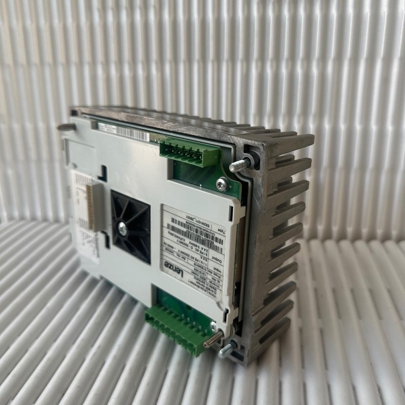 1x Lenze 8200 motec Wechselrichter E82MV371_2B001 Frequenzum