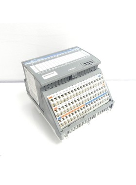 ABB S500 DC501-CS31 Busmodul 16DI 8DC 8DO Version: D4 mit TU