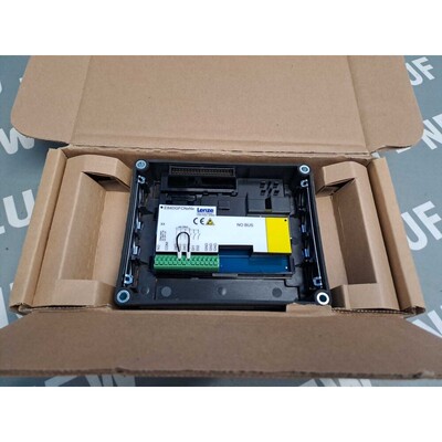 13375129 - MARQUE - E84DGFCNNNP / Variateur LENZE 8400 Motec