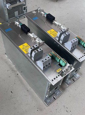 1x AMK Motion AMKASYN KW10 46262-0320 02.03 Umrichter Freque