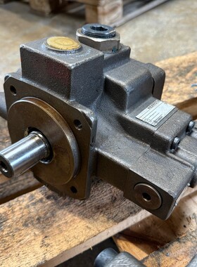 1x Rexroth 1PV1V4-17/20RA01MC160N0-A17 *454592/7* Hydraulikp