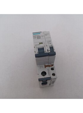 Siemens Leitungsschutzschalter + Hilfskontakt C10 1P 5SY6110