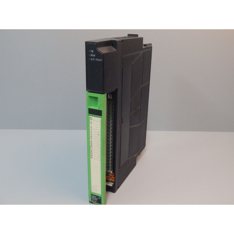 QMA1620 - APRIL - QMA1620 / 16 Relay outputs 2A USED