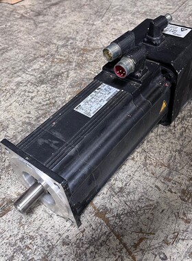 1x Lenze Typ MCS 09L50-RS0B0-A14N-ST5F40N-R1SU Servomotor