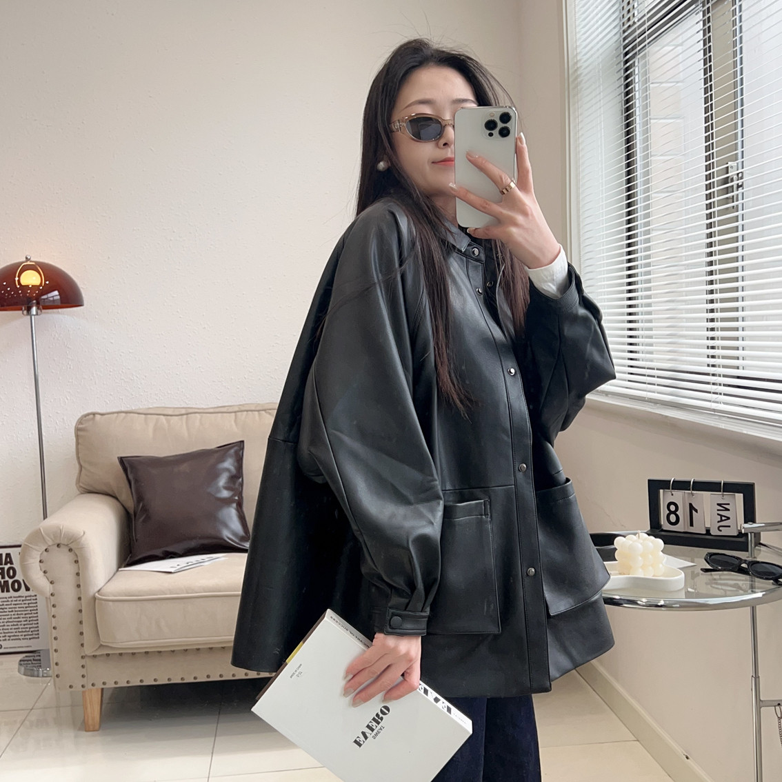 2025春季新款皮衣真皮绵羊皮中长大口袋斗篷黑色宽松皮衣外套大码