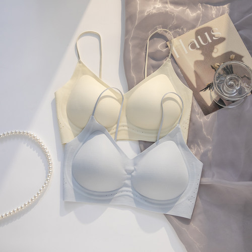 冰感奶皮果冻粉底液隐形透气孔