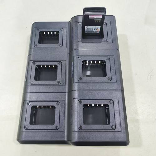 适配摩托罗拉mag oneZ418 V468 418D对讲机多路充电器 六联充排充