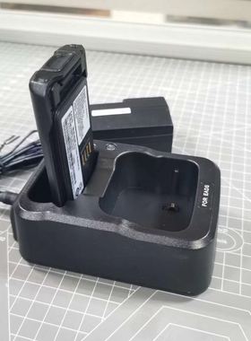 欧洲宇航CASSIDAN EADS空中巴士THR9+ THR9I对讲机充电器