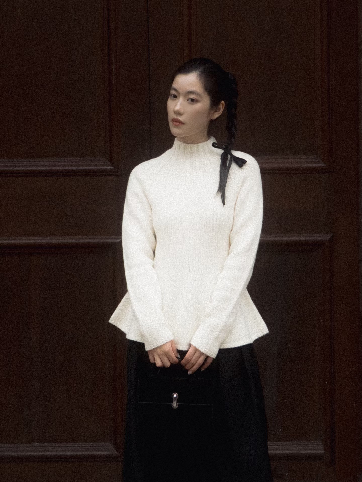 纯色荷叶边下摆羊毛针织衫毛衣