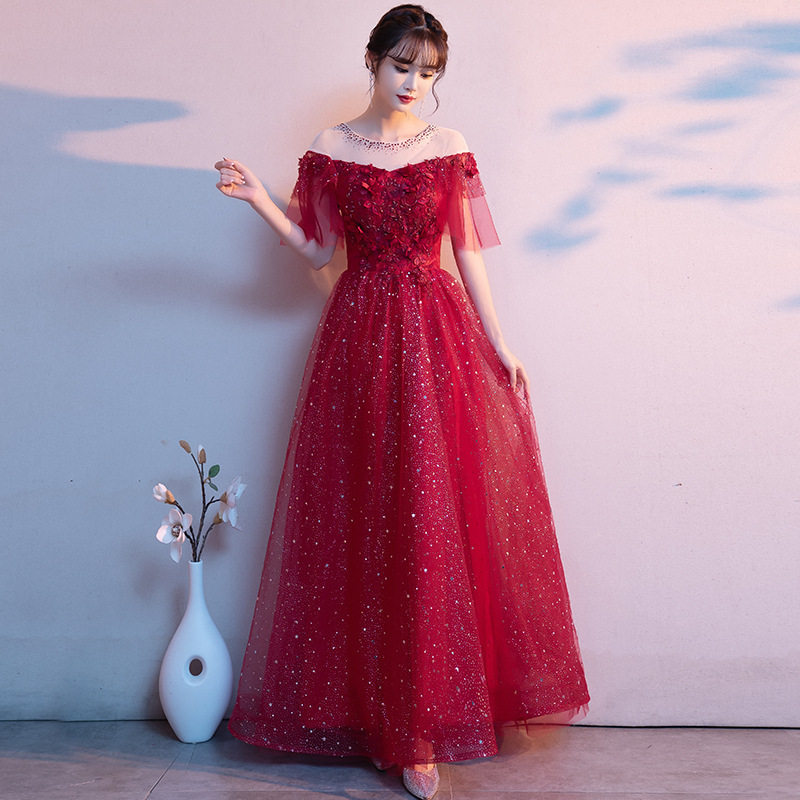 孕妇敬酒服酒红色女2026秋冬一字肩新娘结婚礼服高腰遮肚大码婚纱