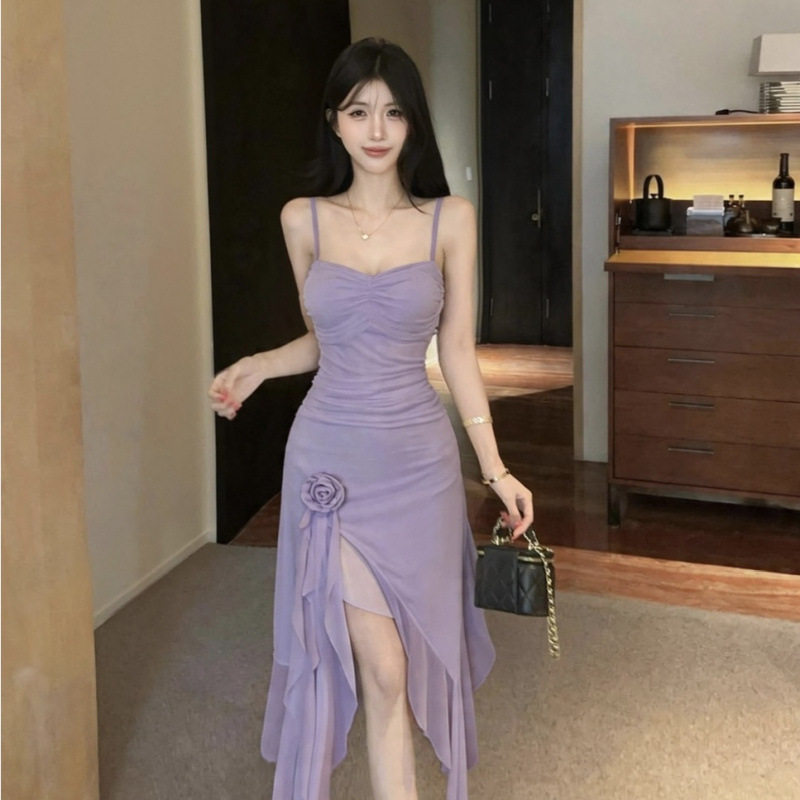 2026名媛气质网纱吊带连衣裙女立体花朵性感不规则修身显瘦长裙子