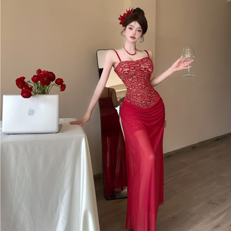 性感时尚纯欲抹胸连衣裙女网纱拼接蕾丝长款礼服裙低胸夜店技师服