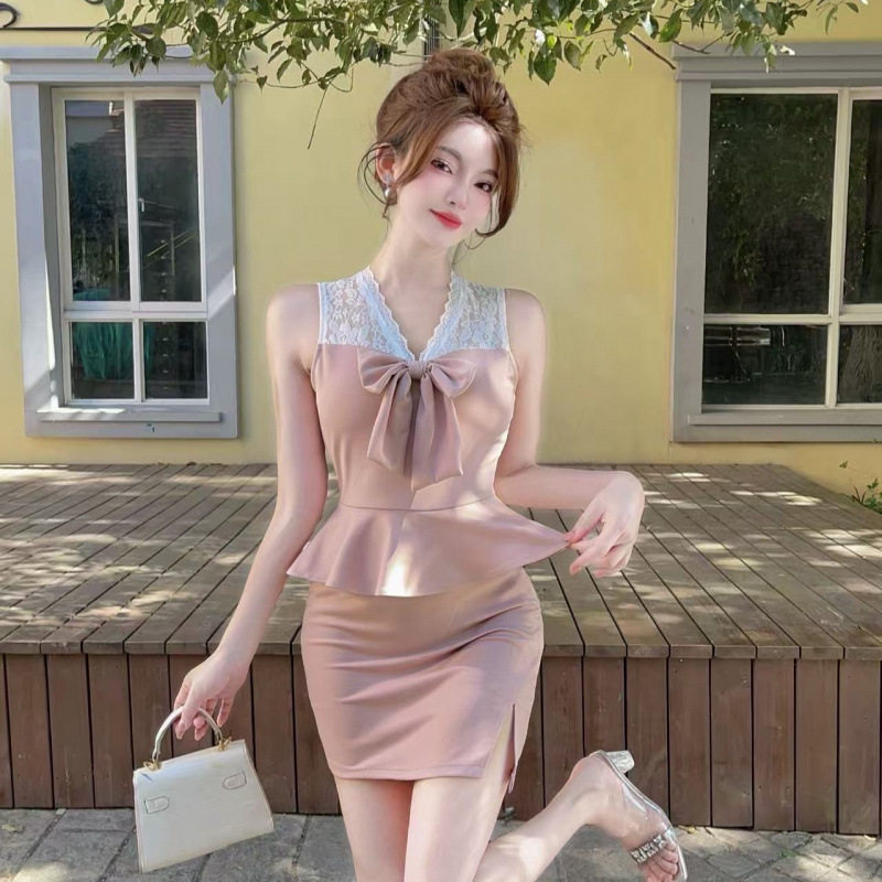 2026夜店衣服性感假两件蕾丝拼接背心连衣裙女收腰显瘦包臀短裙子