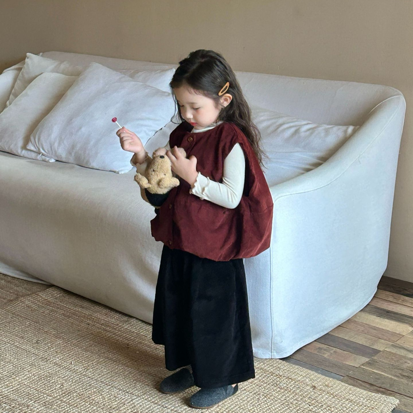 2024秋季新款童装 韩版童装 女童灯芯绒安哥拉红马甲 幼儿园马甲