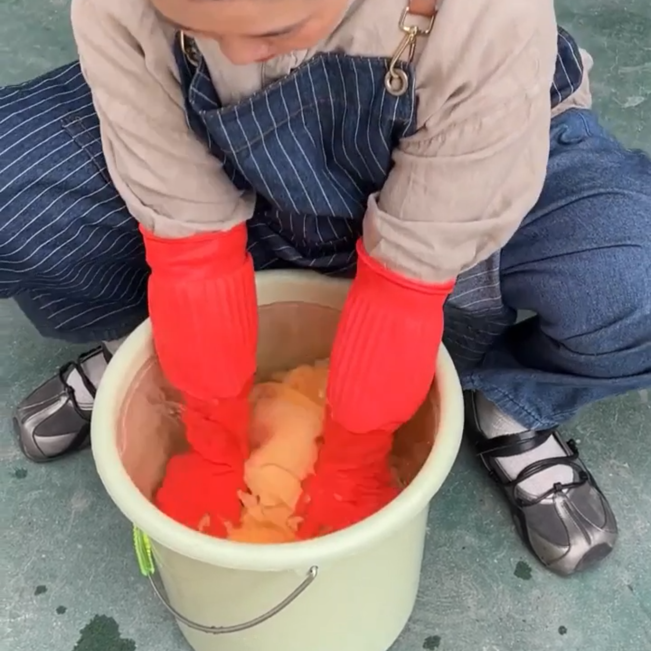 加长乳胶手套加绒加厚家用厨房洗碗牛筋胶皮耐用清洁洗衣手套