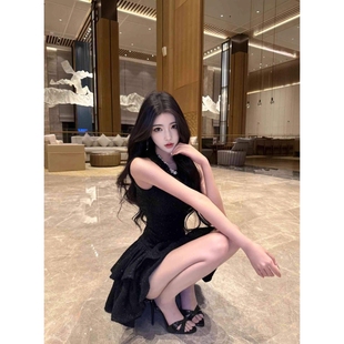 小香风黑色背心挂脖连衣裙女夏小个子气质收腰显瘦生日蛋糕裙 法式