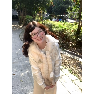 环保兔毛白色连帽夹棉马甲背心女秋冬加厚保暖羊羔绒小熊耳朵