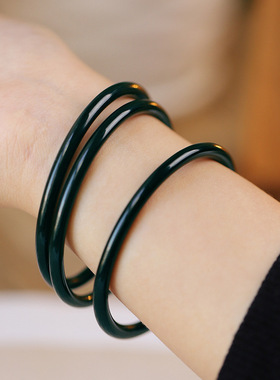 新疆正品和田青玉叮当镯塔青黑乌鸡细手镯一对网红玉石镯子大圈口