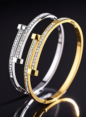 热销个性钉子手镯微镶锆石小众设计精致钛钢手环女士高级饰品