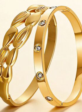 新品 爱心铸造不锈钢手镯女生轻奢感 时尚简约百搭不掉色手环