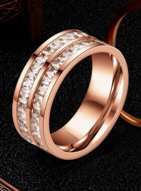 钛钢戒指女生镶钻满天星不掉色不锈钢戒环指环时尚手饰礼品