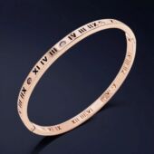 欧美 罗马字不掉色手环韩国简约女手链配饰品男款 钛钢手镯时尚 个性