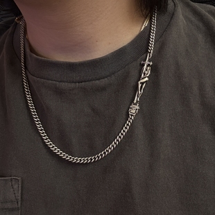 铁心银饰 原创设计 925纯银项链扭链丸链 十字架裸女搭配