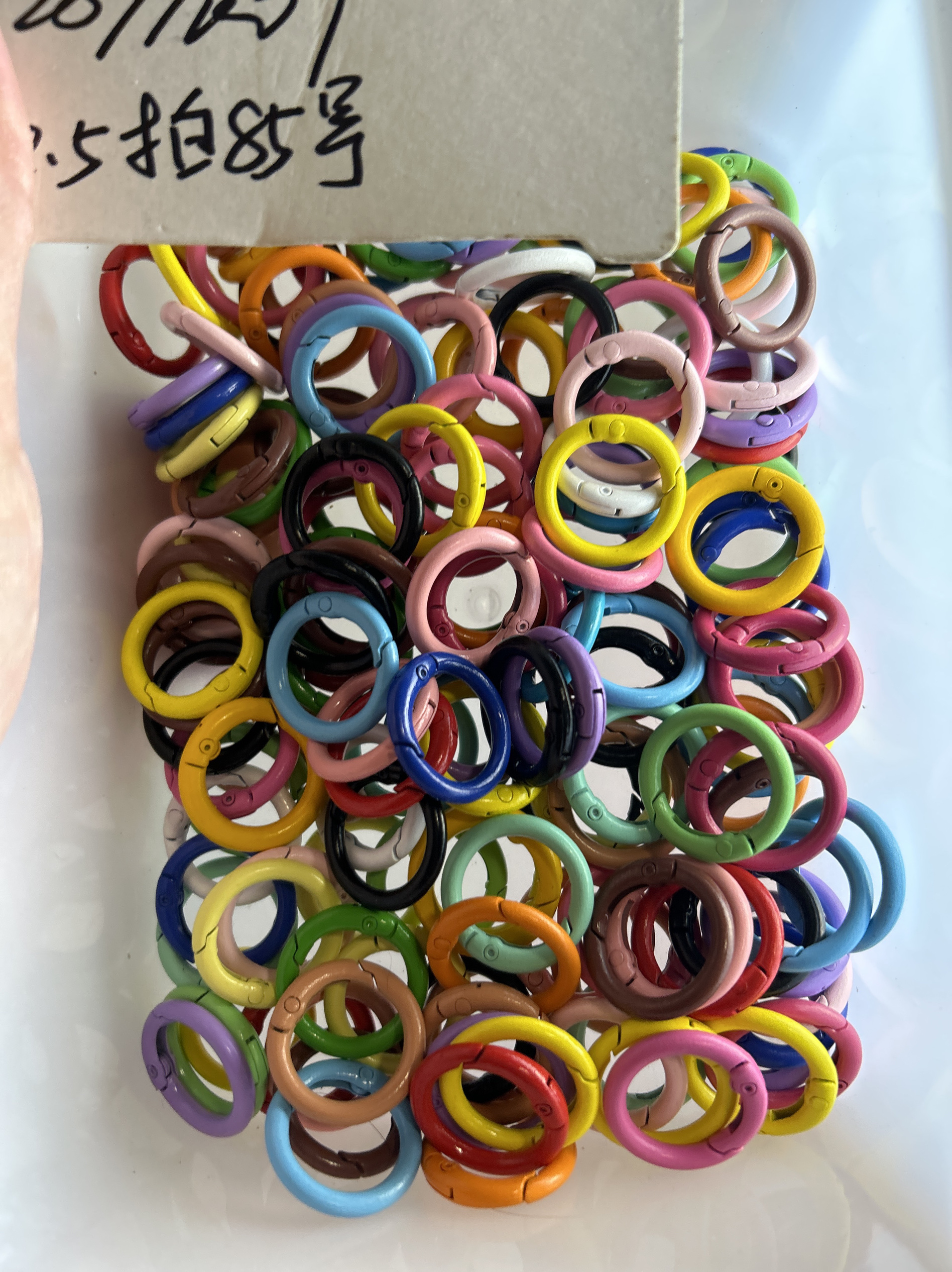 代发一单包邮彩色弹簧扣钥匙扣混色可挑色有足25mm弹簧扣