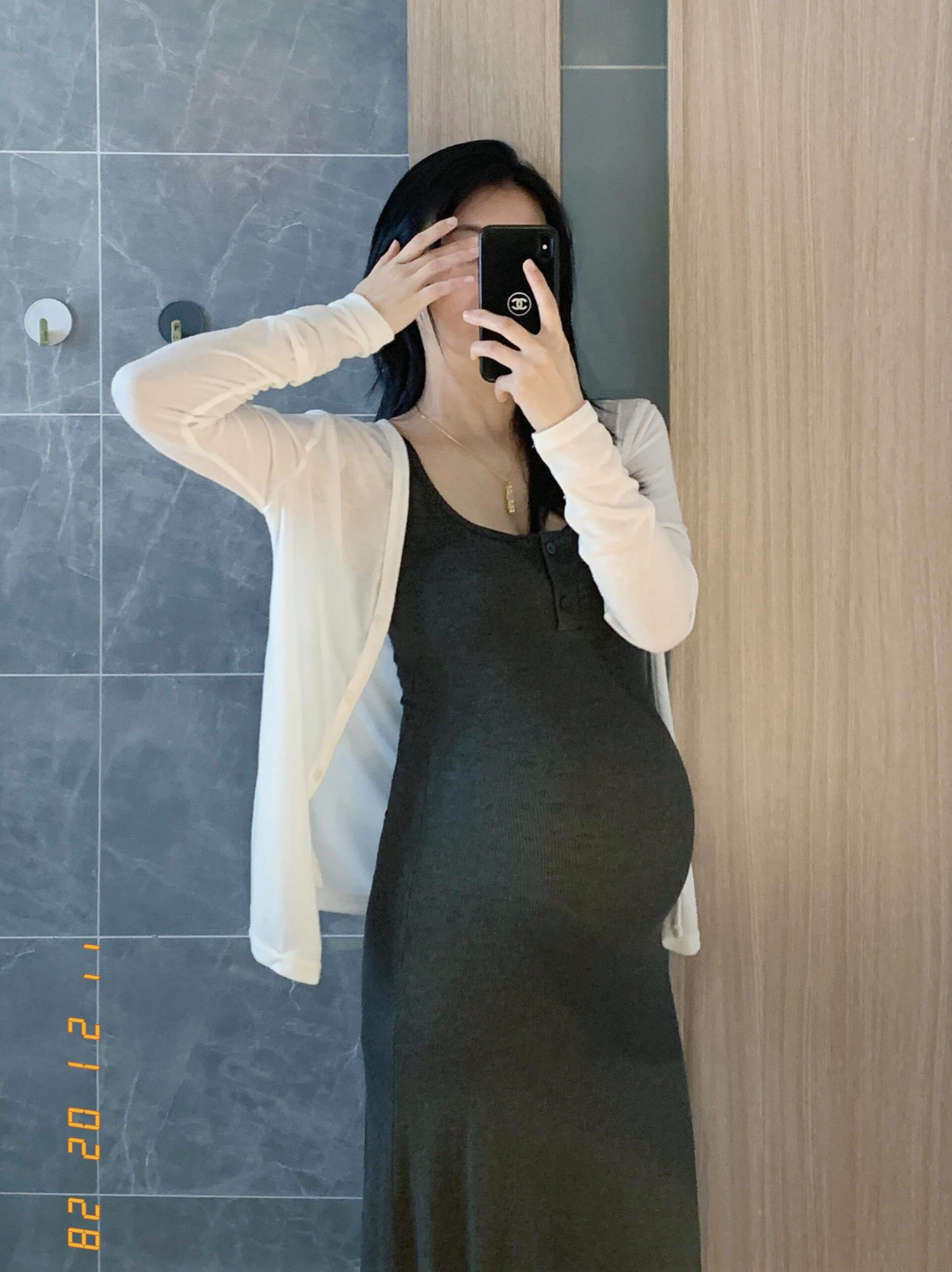 孕妇方领吊带背心连衣裙单排扣小V领长裙子修身显瘦大码弹力A型裙