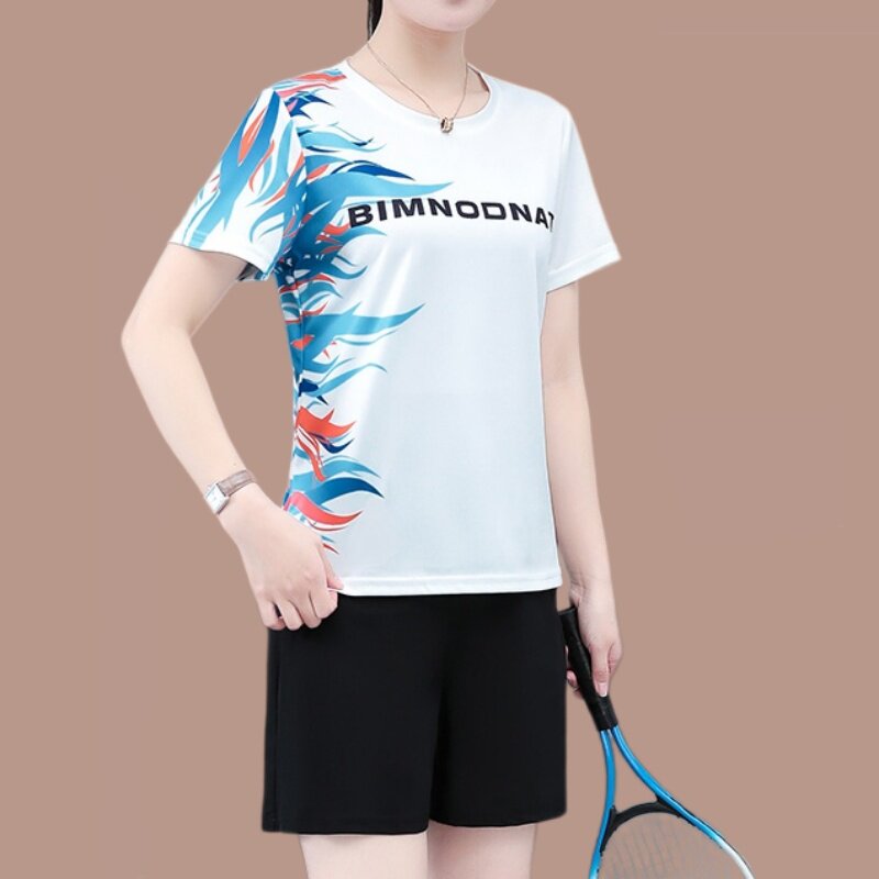 运动套装女散步短袖短裤两件套2026新款宽松透气速干中年妈妈夏装