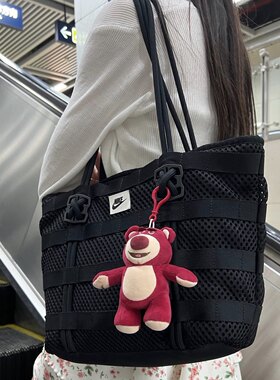 耐克2026新款女士斜挎包大容量