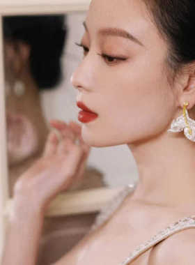 倪妮同款黄色鱼尾耳环女高级感两戴可拆卸小众耳钉晚宴礼服银针