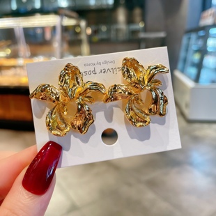 韩国东大门立体花朵耳钉巴洛克不规则金属耳饰铜镀金防敏925银针