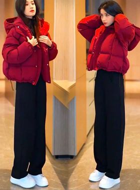 2026小个子新年战袍时尚红色连帽保暖棉服外套加绒裤子减龄两件套