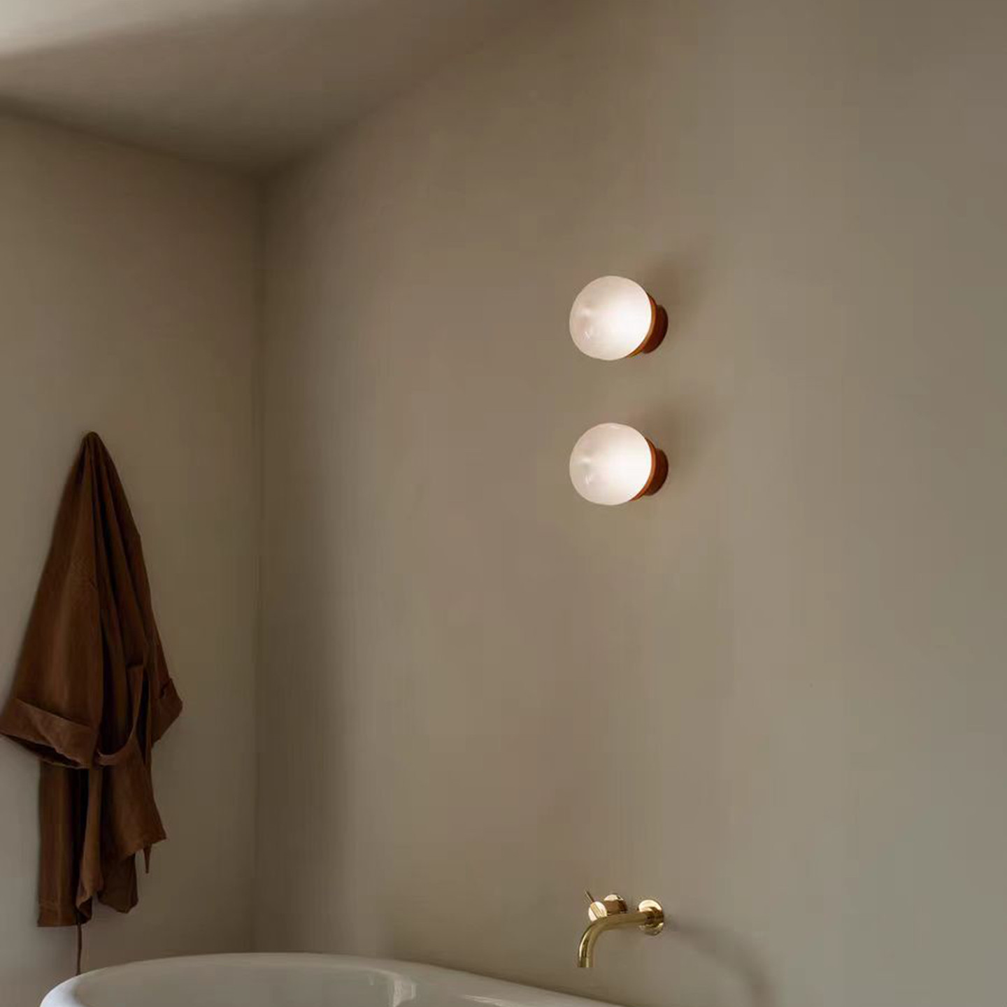 丹麦进口AstepLille圆形壁灯