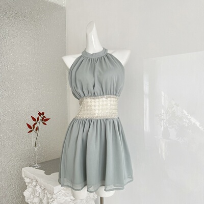 kubiliv海蓝碎珀重工挂脖挖肩纯欲氛围感手工钉珠收腰无袖连衣裙