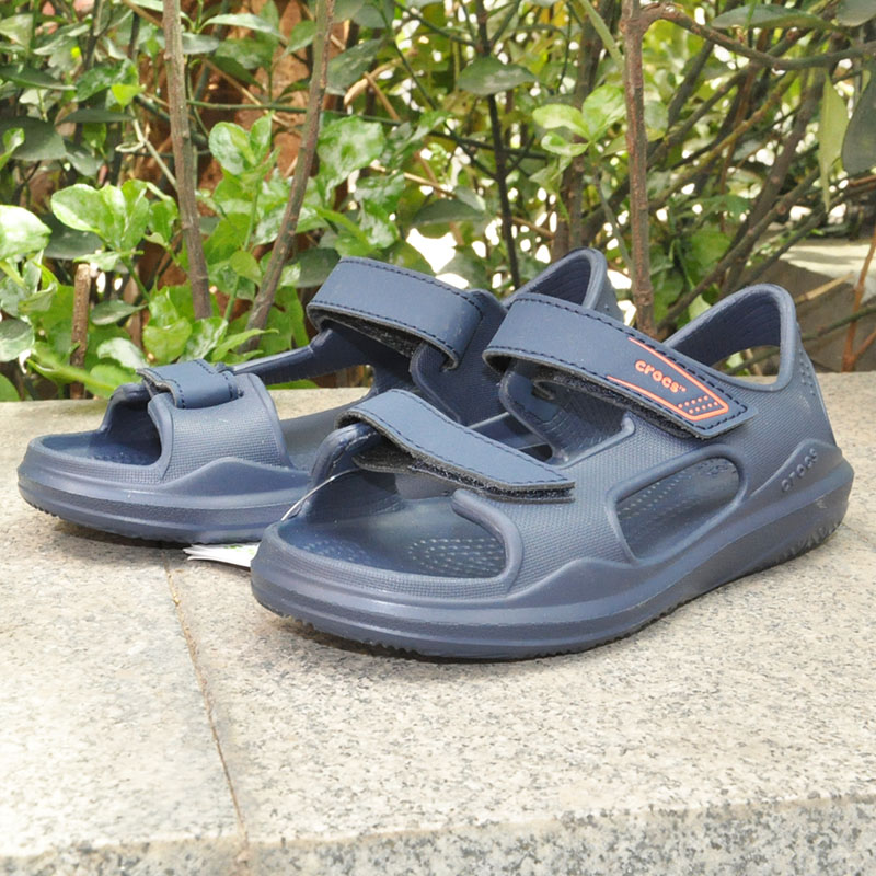 2020 mới nóng cá sấu Crocs trượt đường hầm phiêu lưu bãi biển lướt sóng cho Los dép lội 206.267