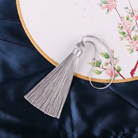 Серебристо-серый