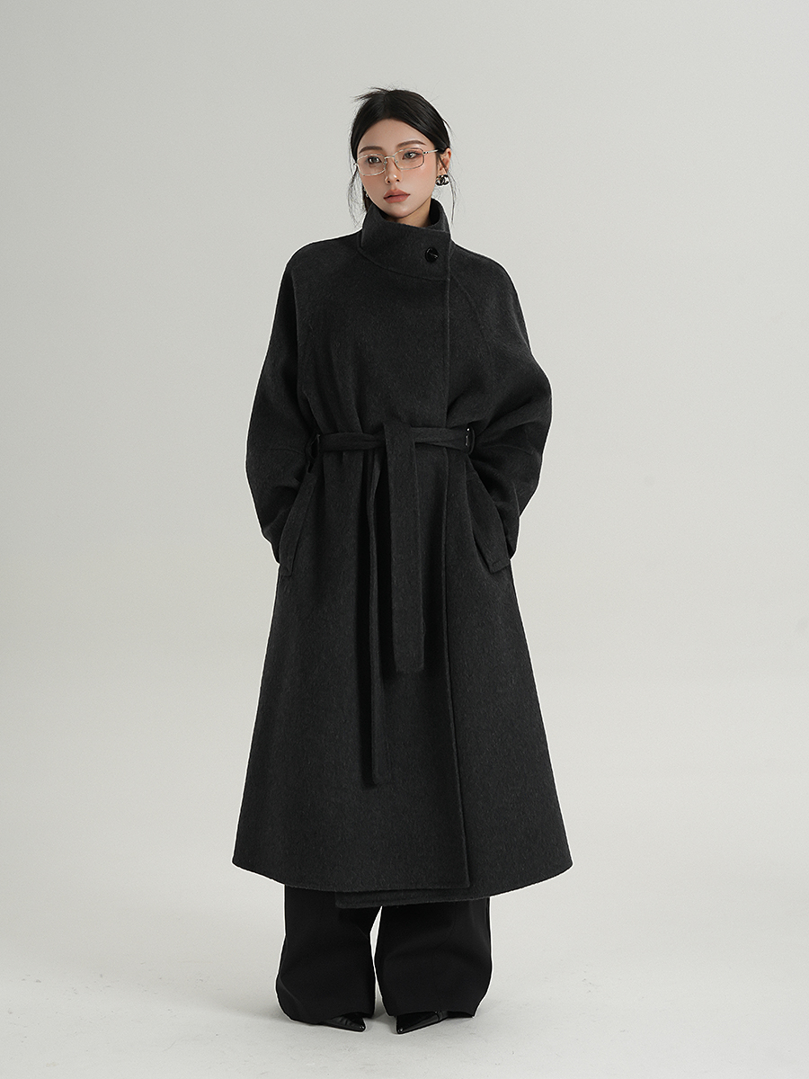 High-End Elegant Red Long Wool Coat with Stand Collar, Woolen Overcoat, New Winter Style for Women