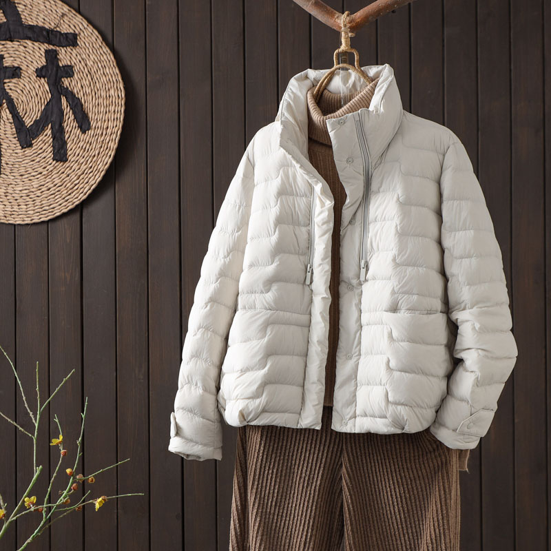 轻薄款羽绒女25秋冬新款爆款欧货韩版宽松显瘦90白鸭绒保暖短外套