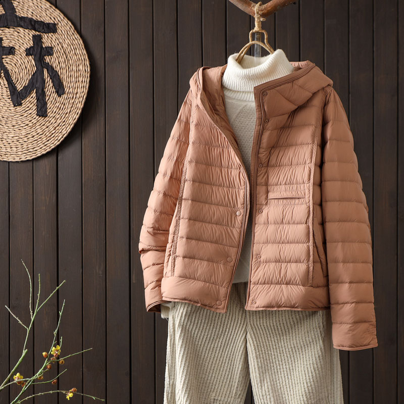 无注册商标轻薄款短款羽绒服