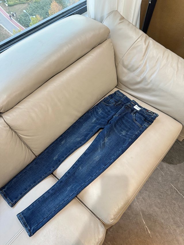 包邮 库存有潮味灰尘。不退换加绒牛仔裤 以前卖49 一条过冬超厚