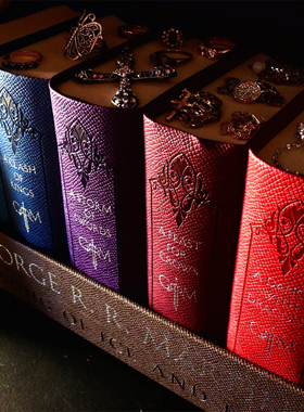 现货英文原版 冰与火之歌全套小说 A Song of Ice and Fire精装皮革收藏纪念版盒装 game of thrones权力的游戏5册全集周边进口