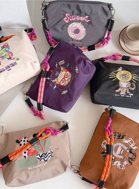 日本代购ballchain刺绣腋下包女2025新款小众收纳包帆布斜挎包包