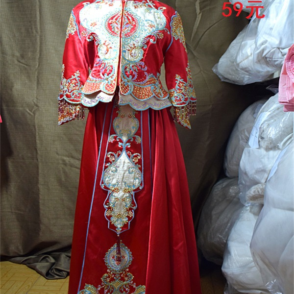 打折清仓特价二手婚纱礼服红中式传统秀禾服包邮满绣摄影服古装