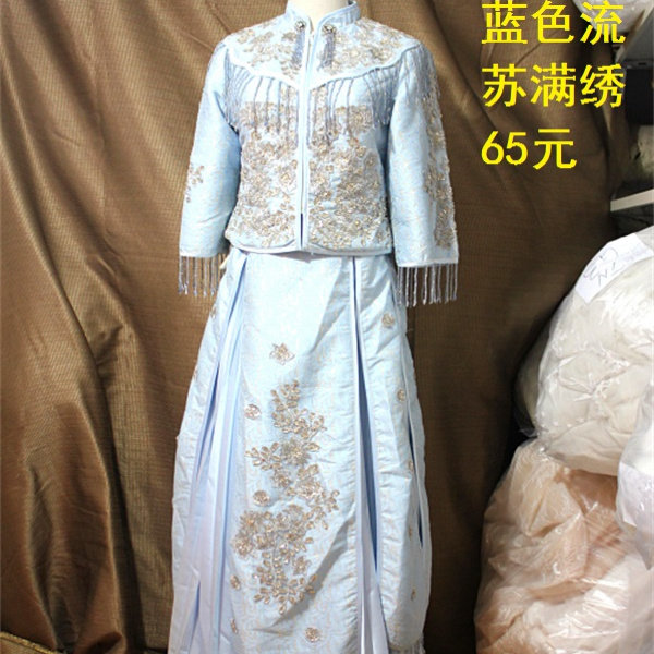 包邮二手婚纱礼服淡蓝色满绣韩版秀禾打折清仓特价中式嫁衣摄影服