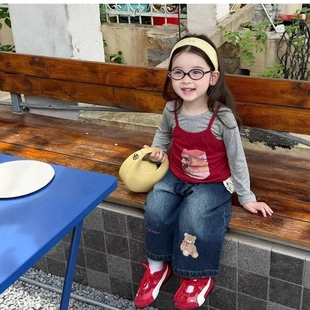 印花牛仔闊腿褲 女童秋裝 寶寶紅色卡通吊帶灰色打底衫 2025新款 套裝