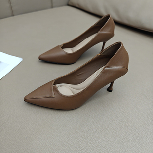 软皮高跟鞋女细跟2025新款米色尖头黑色职业工作鞋不累脚时尚单鞋