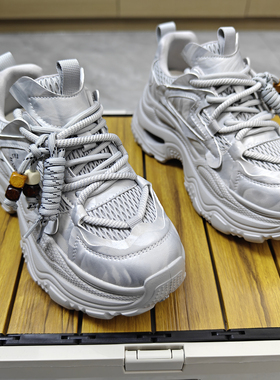 厚底灰色老爹鞋女鞋子2026新款复古时尚增高小个子轻便休闲运动鞋