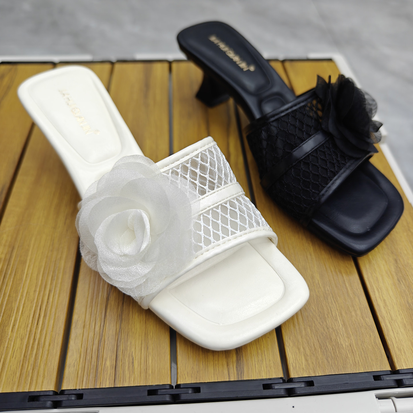 法式仙女风粗跟凉拖鞋女夏外穿时尚高级感一字拖配裙子不累脚拖鞋